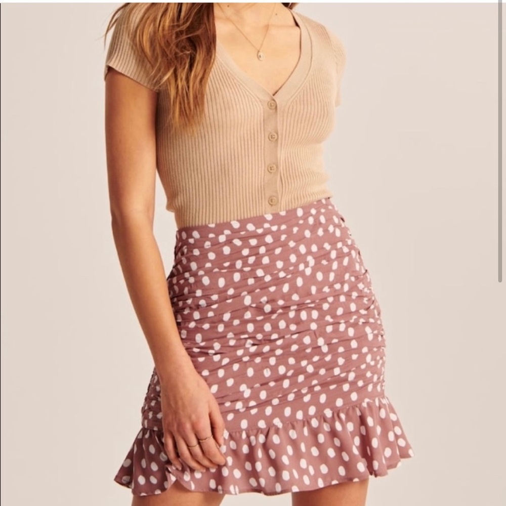 Abercrombie & Fitch Pink/Tam Polkadot mini skirt with Ruffles